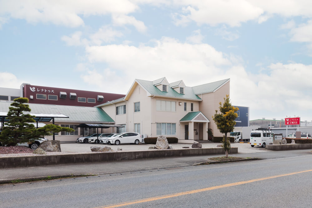 レナトゥス外観